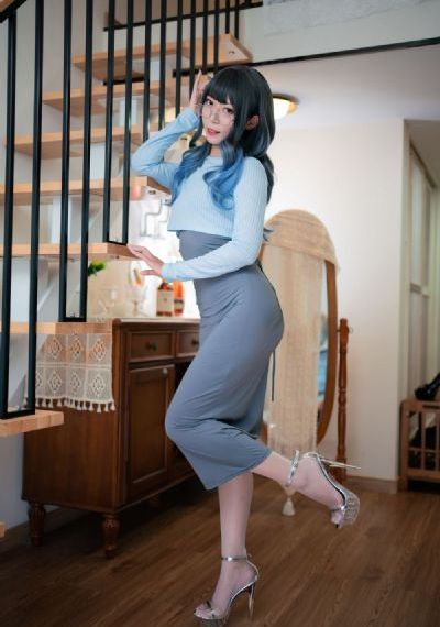 女大学生的沙龙室完整版