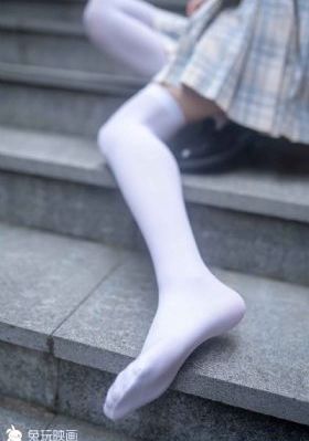 《年轻的护士1》在线观看视频