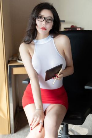 《年轻的护士1》在线观看视频