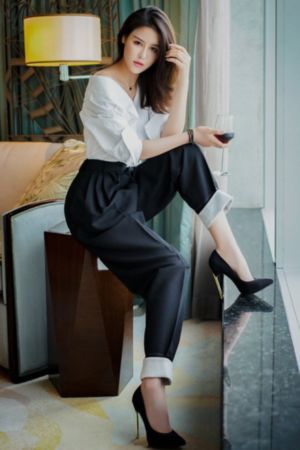 年轻的女老师3