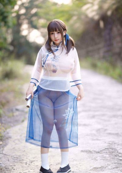 面纱之下