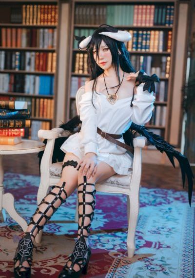 年轻漂亮的继坶少妇在线观看