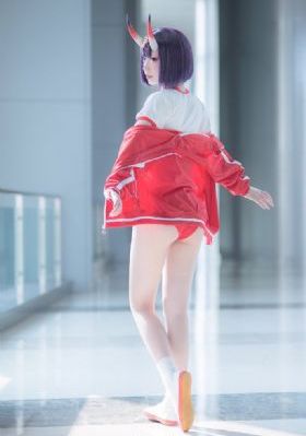 我家女友可不止可爱呢