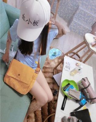 爱丝无圣光